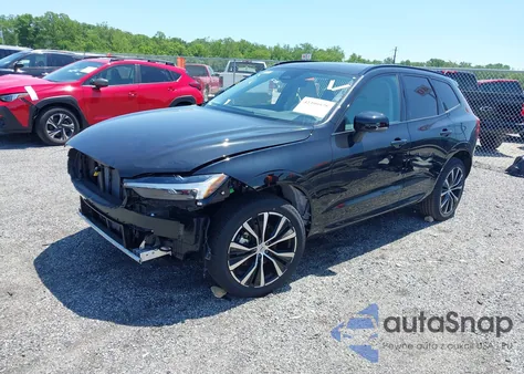 2025 Volvo Xc60 Plus z USA, uszkodzony, nr VIN YV4M12RC0S1149901